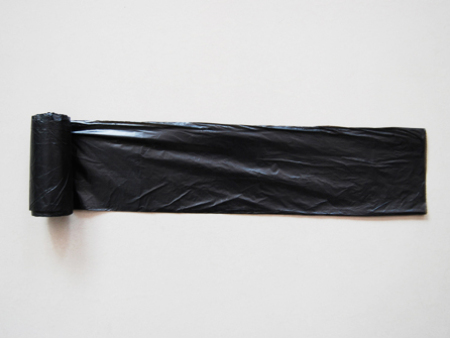 八角黑(hēi)色垃圾(ji)連卷袋(dai)